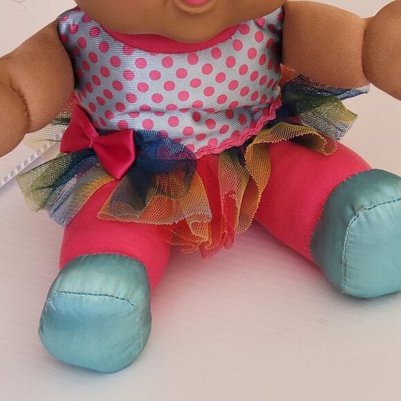 2015 OAA Cabbage Patch Kid Doll with Rainbow Tutu Skirt Dark Skin Tone - Picture 5 of 10